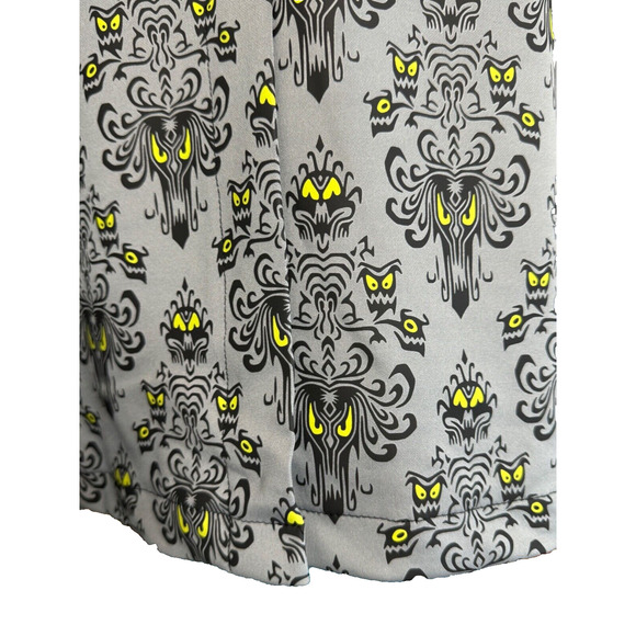 NWT Disney Haunted Mansion Jacket Scary Eyes GLOW in Dark LARGE Unisex - Picture 9 of 16